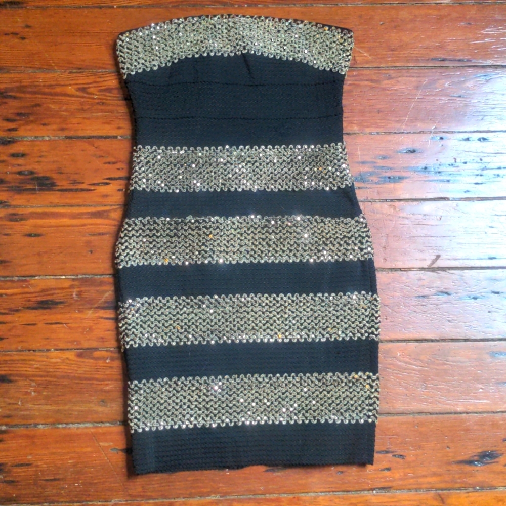 Venus bodycon black and gold dress